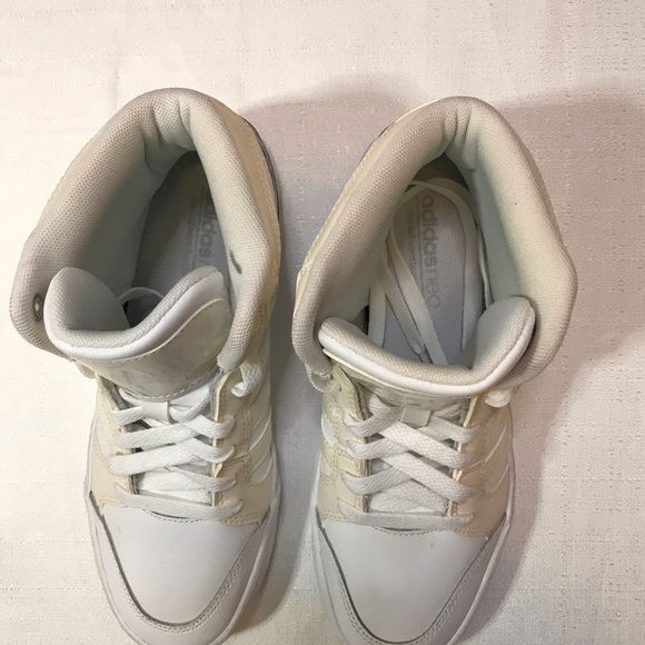 adidas NEO Raleigh Mid, Rare White & Cream, White on White Leopard Trim Athletic - Picture 12 of 16